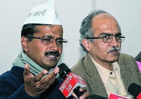 ஊழல் பெருச்சாளிகளை மட்டுமல்ல, சுண்டெலியைக்கூட சிறைக்கு அனுப்ப முடியாது: லோக்பால் மசோதா - கேஜ்ரிவால் கிண்டல்