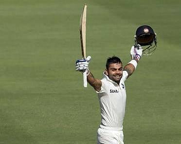 முதல் டெஸ்டில் கோலி சதம்: இந்தியா 255/5