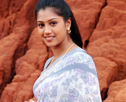 பைசூல் மீதான புகார் வாபஸ் : போலீசாருக்கு அதிர்ச்சியளித்த ராதா