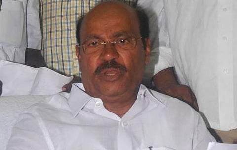 மக்களை கொள்ளையடிக்கிறது மத்திய அரசு: ராமதாஸ்