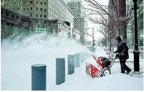 அமெரிக்காவில் பனிப்புயல் 13 பேர் பலி