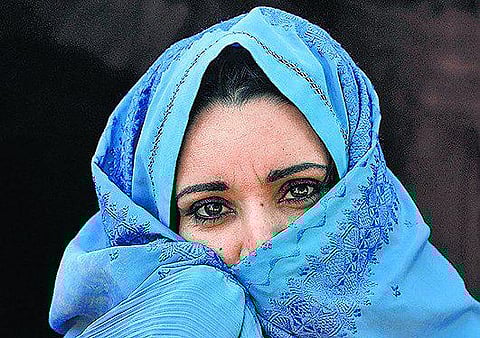 மீண்டும் கல்லடி?