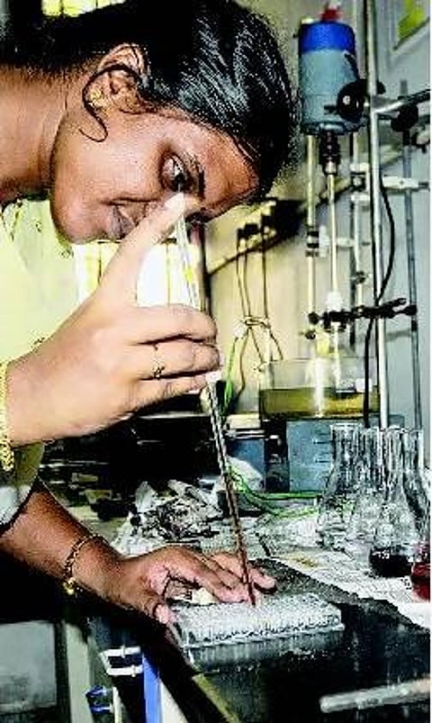 உதவித் தொகையுடன் அறிவியல் படிப்பு