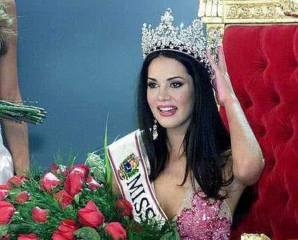 மகளின் கண் எதிரே முன்னாள் வெனிசுலா அழகி சுட்டுக்கொலை