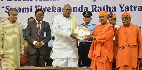 விவேகானந்தரின் கொள்கைகளை பின்பற்றி வலிமையான இந்தியாவை உருவாக்க வேண்டும்: கவர்னர் ரோசய்யா பேச்சு