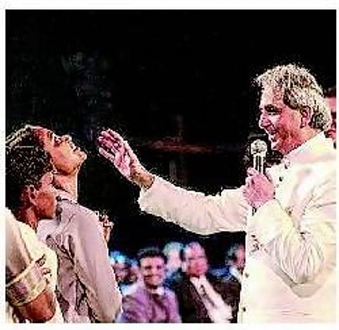 அமெரிக்க கிறிஸ்தவ போதகர் பெங்களூர் வருவதற்கு எதிர்ப்பு