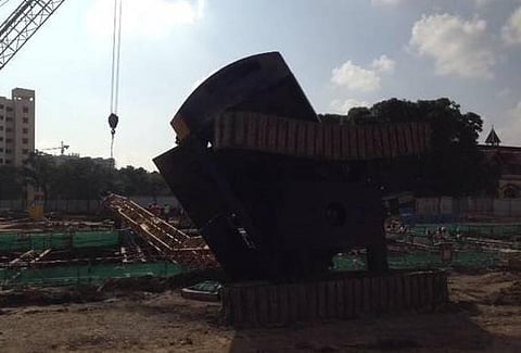 சென்னை மெட்ரோ பணி: ராட்சத கிரேன் விழுந்து தொழிலாளி பலி