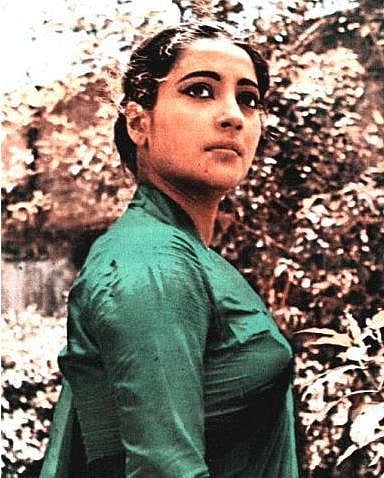 பழம்பெரும் வங்காள நடிகை சுசித்ரா சென் காலமானார்