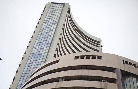 பங்குச் சந்தையில் நேற்று ஏற்றம்