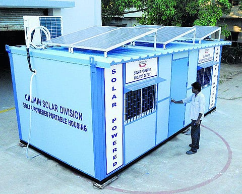 நடமாடும் சோலார் வீடு