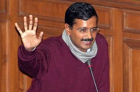 தனியார் மின் நிறுவனங்களுக்கு கேஜ்ரிவால் எச்சரிக்கை