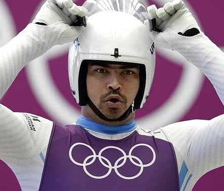 தேசிய கொடியை ஏந்தாமல் பங்கேற்ற இந்திய வீரர்கள்: குளிர்கால ஒலிம்பிக்