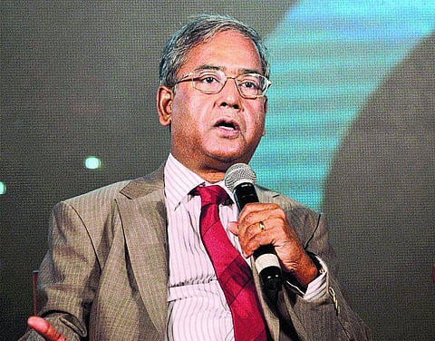 செபி தலைவருக்குப் பதவி நீட்டிப்பு