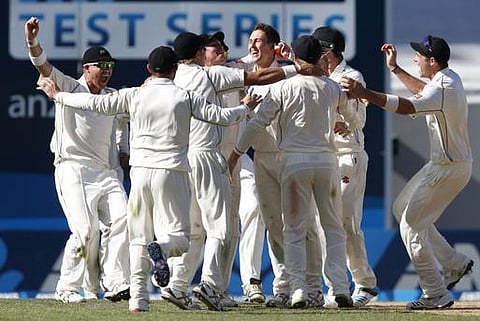 முதல் டெஸ்ட்: நியூஸிலாந்திடம் இந்தியா போராடி தோல்வி