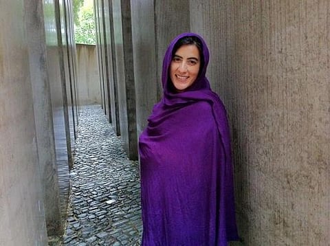 மனிதநேயத்துக்கும் போருக்கும் எந்த வேறுபாடும் இல்லை: அனிலா தௌலத்ஸாய் நேர்காணல்