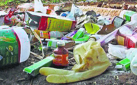 கோவை யானை முகாம் மருத்துவக் கழிவுகள்: அதிர்ச்சியில் மக்கள்