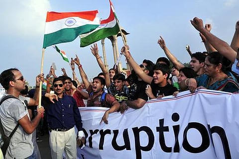 ஊழலை ஒழிப்பதில் லஞ்சம் கொடுப்பவர்களைத் தடுப்பதுதான் சவாலானதா?