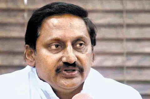 புதிய கட்சி தொடங்குகிறார் கிரண்குமார் ரெட்டி: ஆதரவாளர்களுடன் தீவிர ஆலோசனை