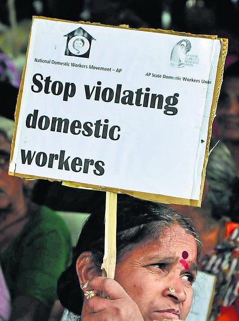 உழைக்கும் மகளிர் பழைய சோறு, பீட்ஸா - உரிமைகள்?