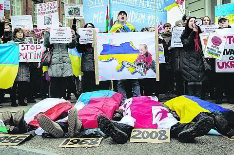 உக்ரைன் விவகாரம்: புதின் அறிவிப்புக்கு ஐரோப்பிய யூனியன் வரவேற்பு