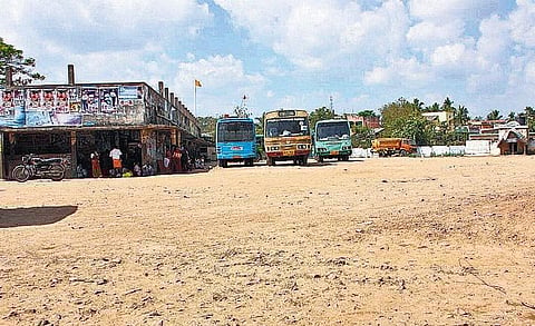 மூடநம்பிக்கையால் முடங்கிக்கிடக்கும் விழுப்புரம்!