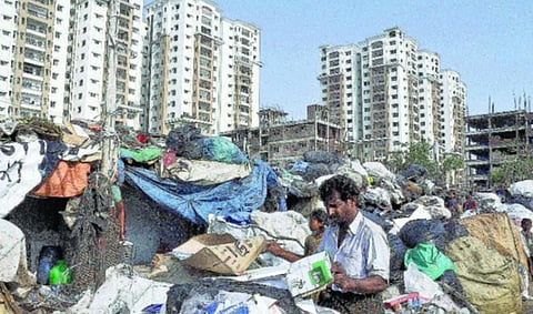 எய்தவர் இருக்க, நோகும் அம்புகள்