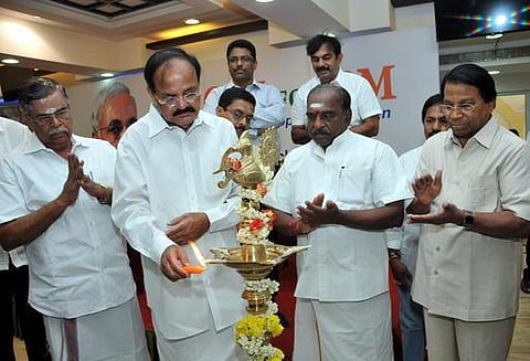 மாநிலக் கட்சிகளால் நாட்டை ஆள முடியாது: வெங்கைய நாயுடு பேச்சு