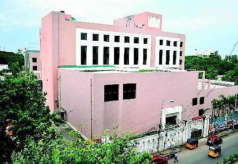 அடுக்குமாடி வீடுகளாகும் ஹோட்டல்கள்