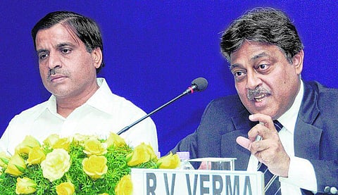 வீடு கட்டக் கடன் ரூ. 1.6 லட்சம் கோடி: தேசிய வீட்டு வசதி வங்கி தலைவர் ஆர்.வி. வர்மா