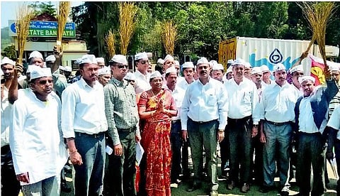 ராசாவுக்கு எதிராக ராணி: ஊழலுக்கு எதிரான போர் என அனைத்துக் கட்சிகளும் முழக்கம்