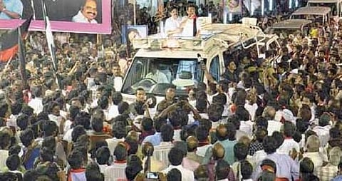 கொசு பிரச்சினையைப் போக்க அதிமுக ஆட்சியில் நடவடிக்கை இல்லை: திமுக பொருளாளர் மு.க.ஸ்டாலின் குற்றச்சாட்டு