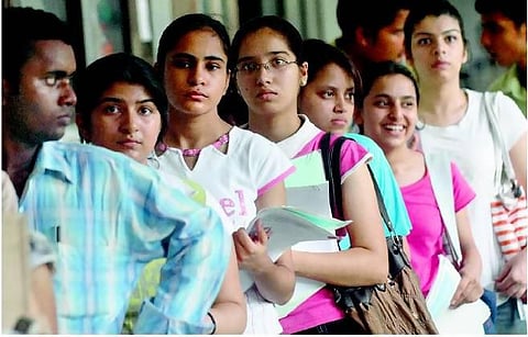 தமிழகத்துக்கு கூடுதலாக 25 ஐஏஎஸ் பணியிடங்கள் வழங்க மத்திய அரசு மறுப்பு: குஜராத், கேரளாவுக்கு மட்டும் அதிக இடங்கள்