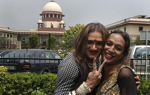 திருநங்கைகளை மூன்றாவது பாலினமாக அங்கீகரித்தது உச்ச நீதிமன்றம்