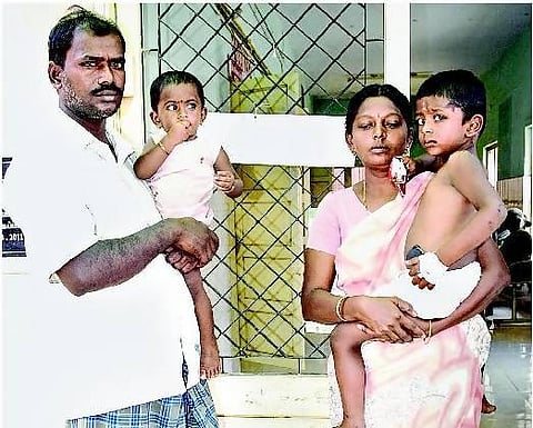 கடவுள் புண்ணியத்துல எம் பையன் மறுபிறவி எடுத்திருக்கான்: மீட்கப்பட்ட சிறுவனின் தந்தை உருக்கம்