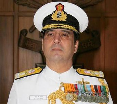 புதிய கடற்படை தலைமை தளபதியாக அட்மிரல் ராபின் கே. தோவன் பொறுப்பேற்பு
