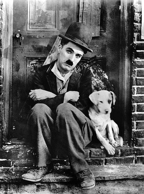 சார்லி சாப்ளின்: கண்ணீரைப் புன்னகையால் மூடியவர்