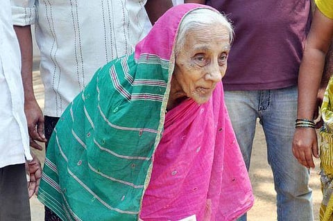 5-ம் கட்டத் தேர்தல்: 121 தொகுதியில் விறுவிறு வாக்குப்பதிவு