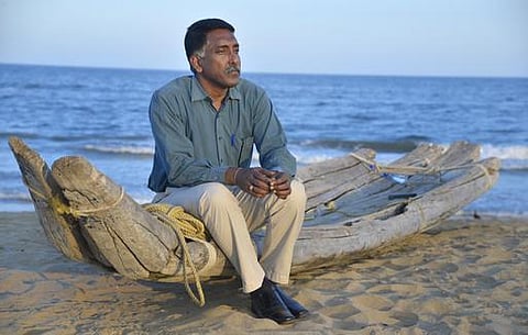 படைப்பு வேறு, படைப்பாளி வேறா?