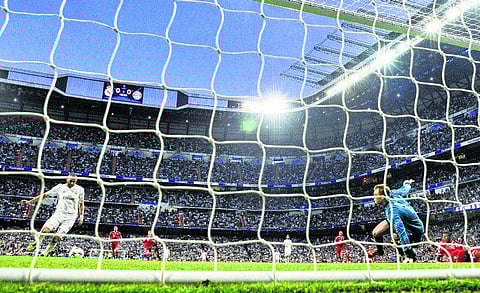 சாம்பியன்ஸ் லீக்: பென்ஸீமா கோலில் மாட்ரிட் வெற்றி