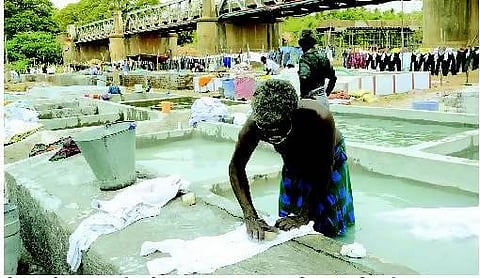 ஓயாத உழைப்பால் ஊனமான சலவைத் தொழிலாளர்கள்