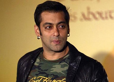 கார் ஏற்றி வீடற்றவர் உயிரிழந்த வழக்கு: உங்களை நாங்கள் நேசிக்கிறோம் சல்மான்