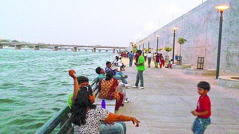 இந்தக் கரசேவை இந்தியாவுக்குத் தேவை!