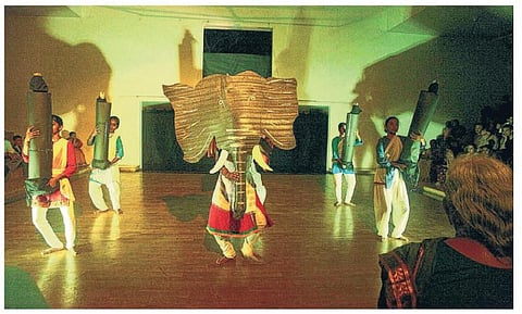 நாமும் காணாமல் போகிறோம்