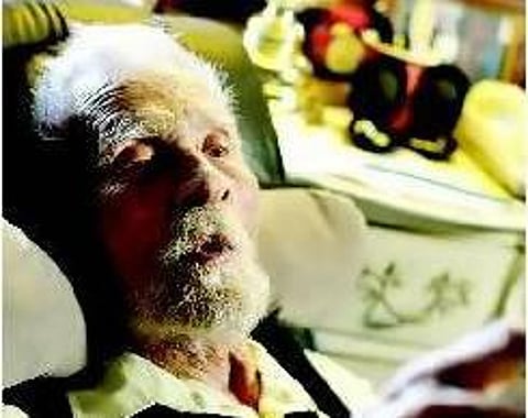உலகிலேயே முதியவர்: 111 வயது அமெரிக்கர்