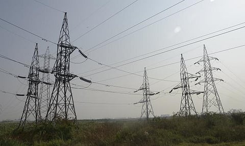 2 அலகுகளில் இன்று முதல் மின் உற்பத்தி தொடக்கம்: மின் தேவை 2 ஆயிரம் மெகாவாட் குறைந்தது