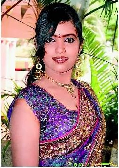 நடிகர் கொலையில் பரபரப்பு பின்னணி.. நடிகையை பிடிக்க தனிப்படை விரைவு