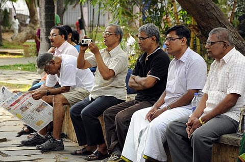 மனதுக்கு இல்லை வயது!- முதுமையில் தனிமையை தவிர்க்க வேண்டும்
