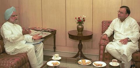 விவேகம் மிகுந்தவர் மன்மோகன் சிங்: அருண் ஜேட்லி புகழாரம்