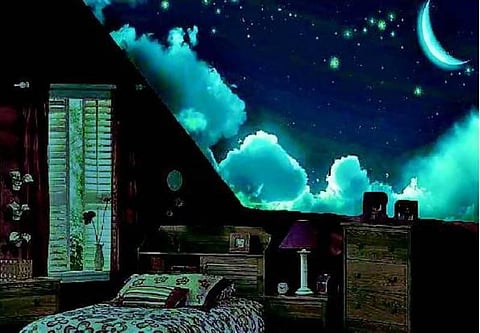 வீட்டை அழகாக்கும் ஒளிரும் பெயிண்டுகள்