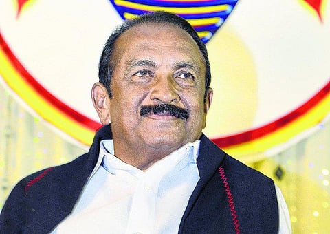 `ஆக்கர்’ வாங்கிய பம்பரம்! - அதீத தன்னம்பிக்கையால் வீழ்ந்த வைகோ